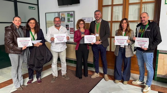 La comunidad educativa de Fuentes de Andalucía logra el apoyo parlamentario para sus demandas