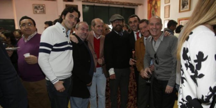 De algunos hechos, sucesos, anécdotas y otras noticias relacionadas con la Ciudad de Écija. Encontradas en las Hemerotecas Españolas.