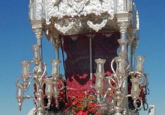 Simpecado de la Hermandad de Nuestra Señora del Rocio de Écija