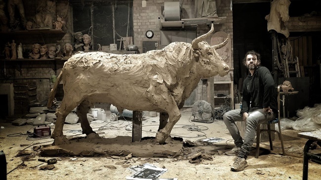 escultura del toro de Miura