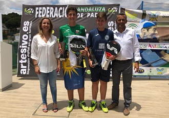 Pepe Aliaga y José Jiménez Campeones de Andalucía de Pádel