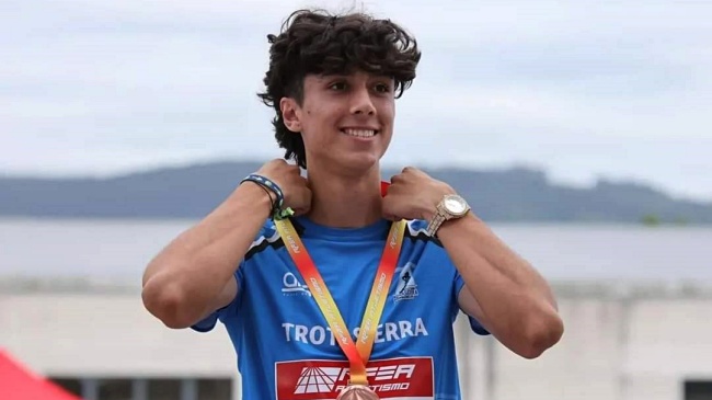 El astigitano Bernardo Gajete obtiene un bronce en el Campeón de España de Atletismo Sub-18