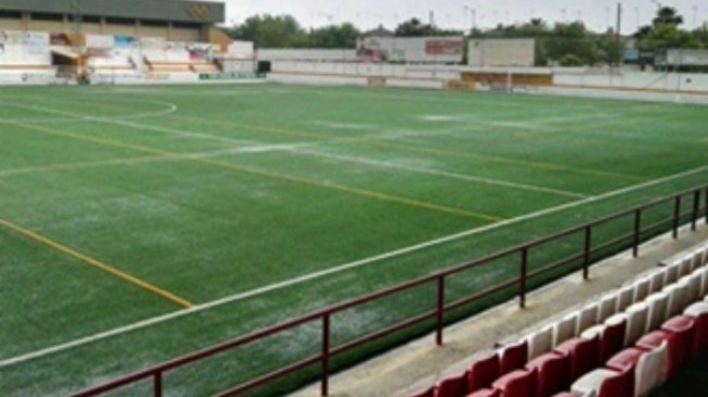 césped artificial del Estadio San Juan Bosco