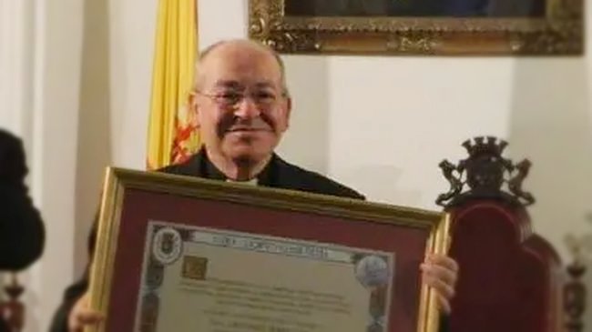 sacerdote diocesano Antonio Pérez Daza