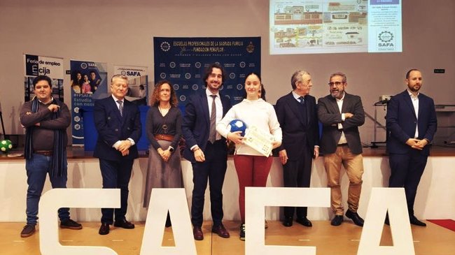 Junta y SAFA Écija premian alumnado