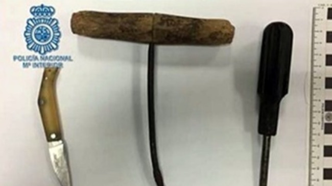 objetos punzantes del detenido