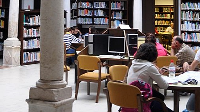 Biblioteca Municipal “Tomás Beviá”