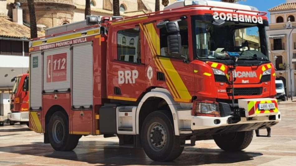 camion de bomberos en la plaza de España