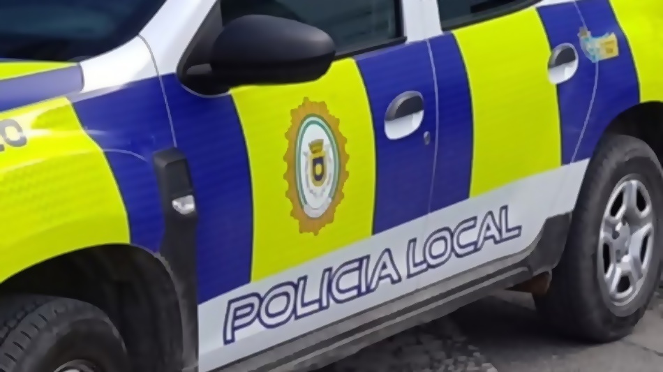 vehiculo policia local