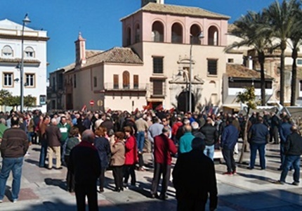 concentración en la Plaza de España