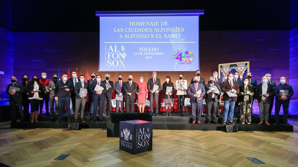 Mesa de constitución de la Comisión de Ciudades Alfonsíes