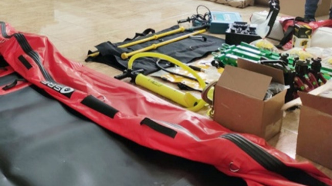 nuevo equipamiento y material para los bomberos de ecija