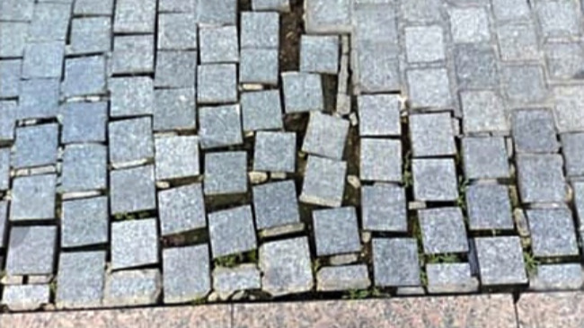 pavimento calle conde