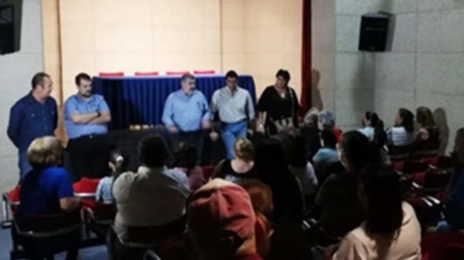 reunion vecinos y ayuntamiento