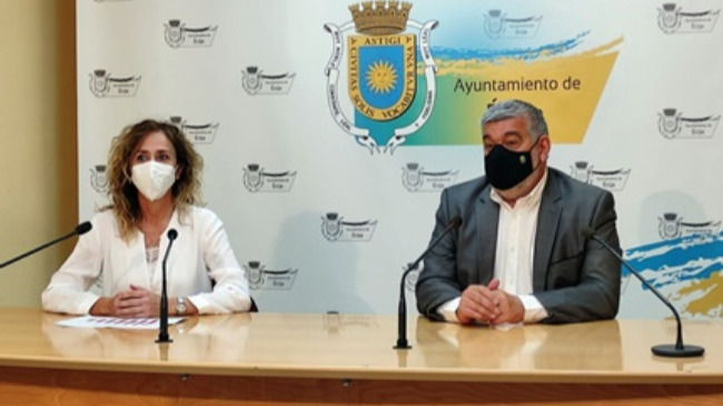 David Javier García Ostos y Rosa Pardal