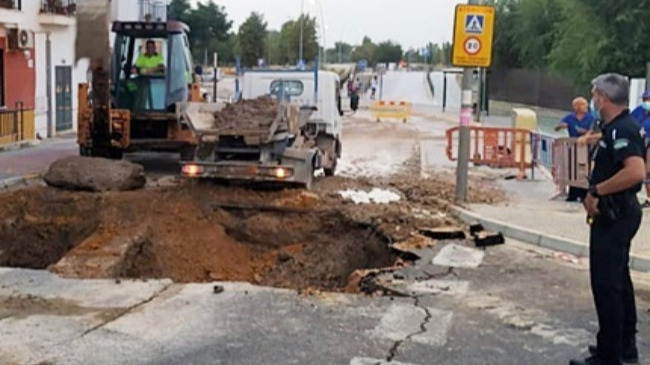 socavón en las cercanías del Puente Romano