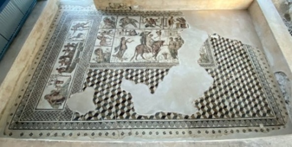 mosaico de los “Amores de Zeus”