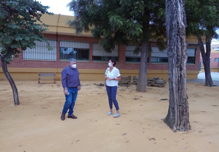 visita gobierno local al colegio miguel de cervantes